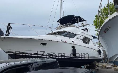 Silverton 351 Sedan Cruiser tekniske specifikationer og anmeldelser